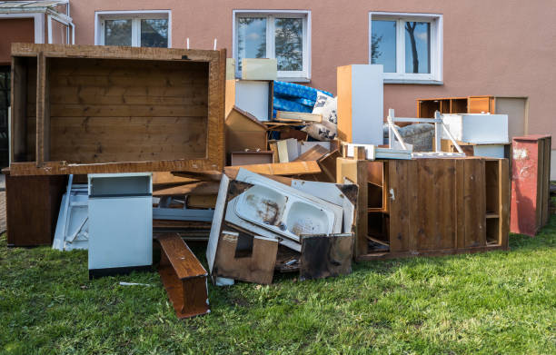 Best Yard Cleanup Services  in Newport, RI