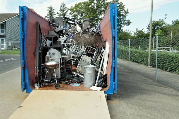 Best Commercial Cleanout Services  in Newport, RI